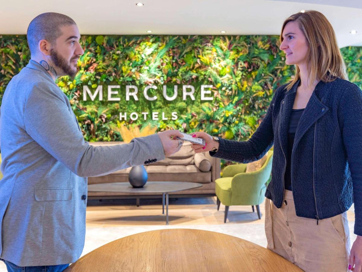 Mercure Lyon Est Villefontaine Exterior foto